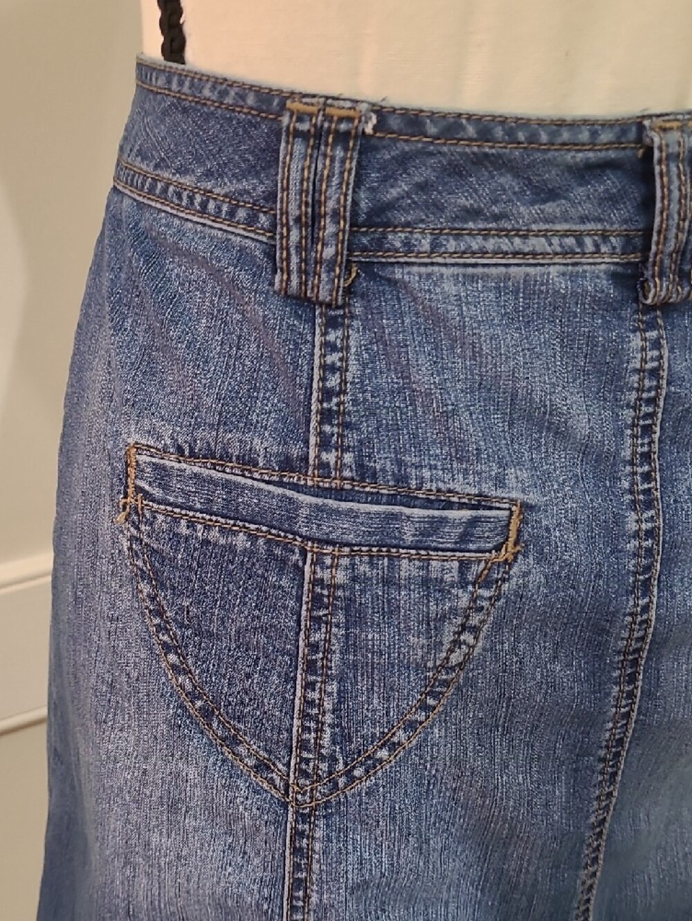 Talbots Blue Denim Button-Front A-Line Skirt - 8P - Picture 5 of 7